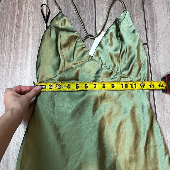 HELLO MOLLY TEXT ME LATER MIDI DRESS GREEN NEW WITH TAGS SIZE 4 - Picture 7 of 8